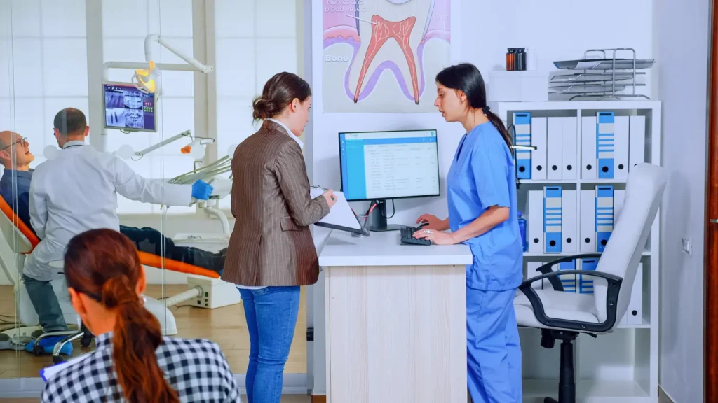 Diplomado gestión de clinicas odontologícas 1