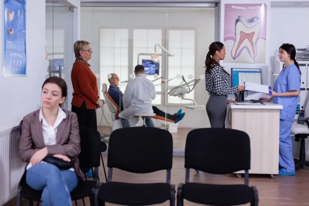 Maestría dirección de clinicas odontologícas 3