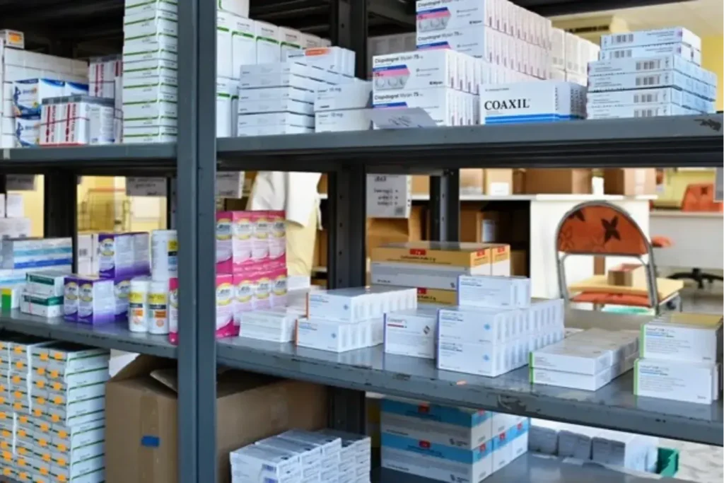 Maestría-en-Logistica-y-Distribucion-Farmaceutica-2