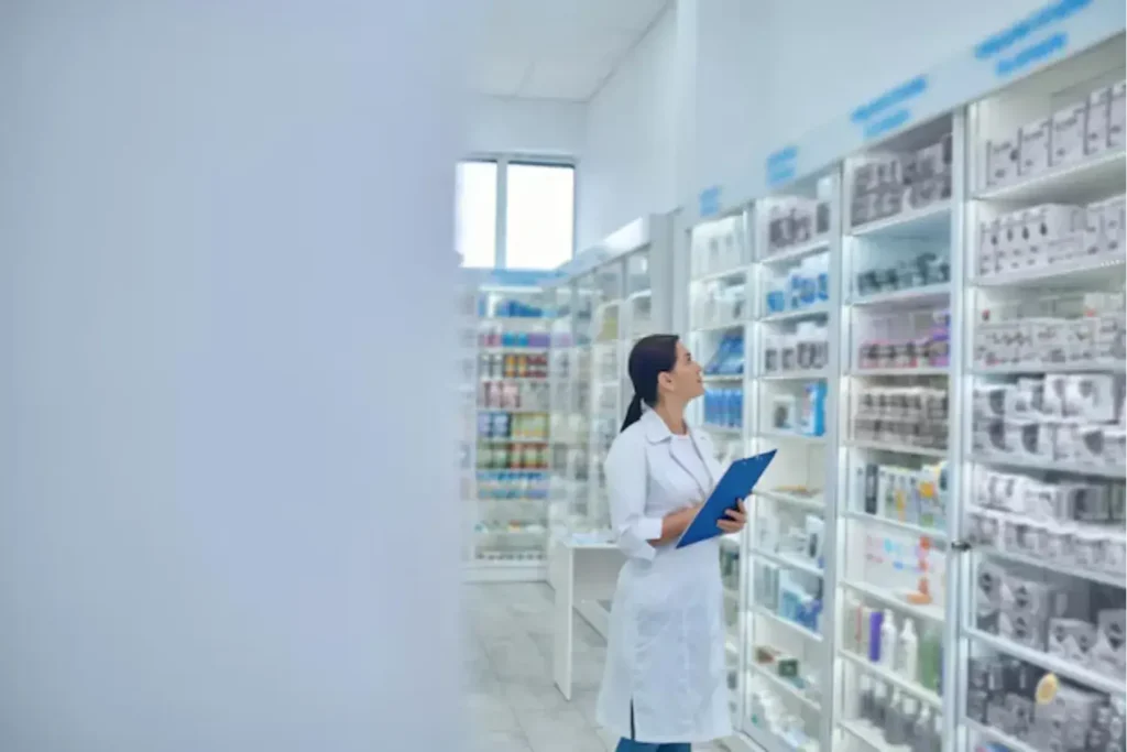 Maestría-en-Logistica-y-Distribucion-Farmaceutica-3