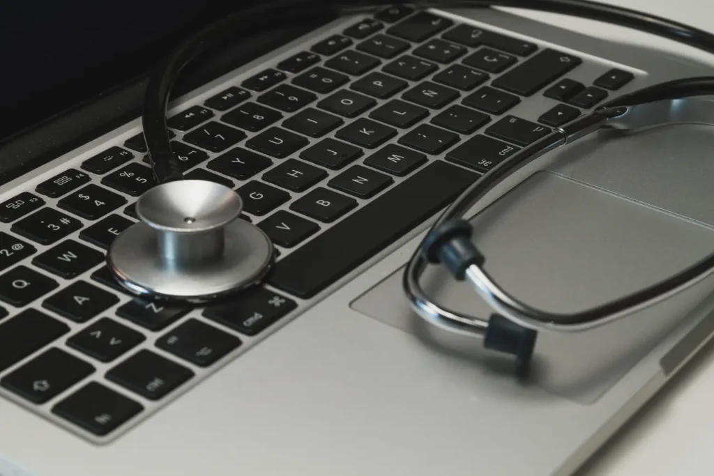 Curso de Derecho de la Tecnología Médica 3