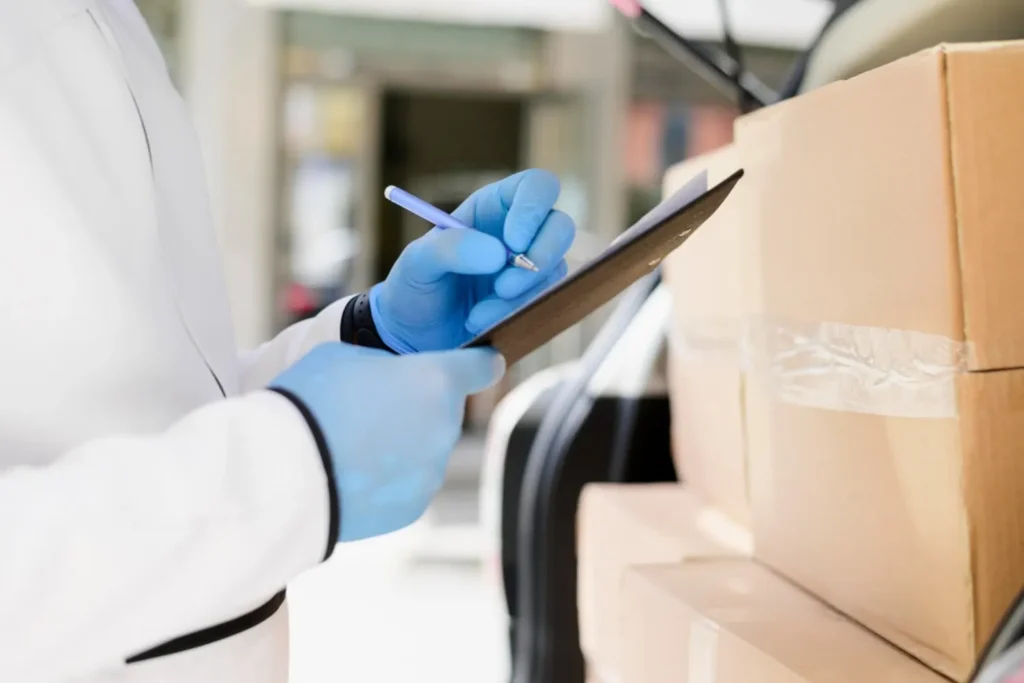 Maestría en Gestión de Stocks Carros y Logística Quirúrgica Auxiliares 3