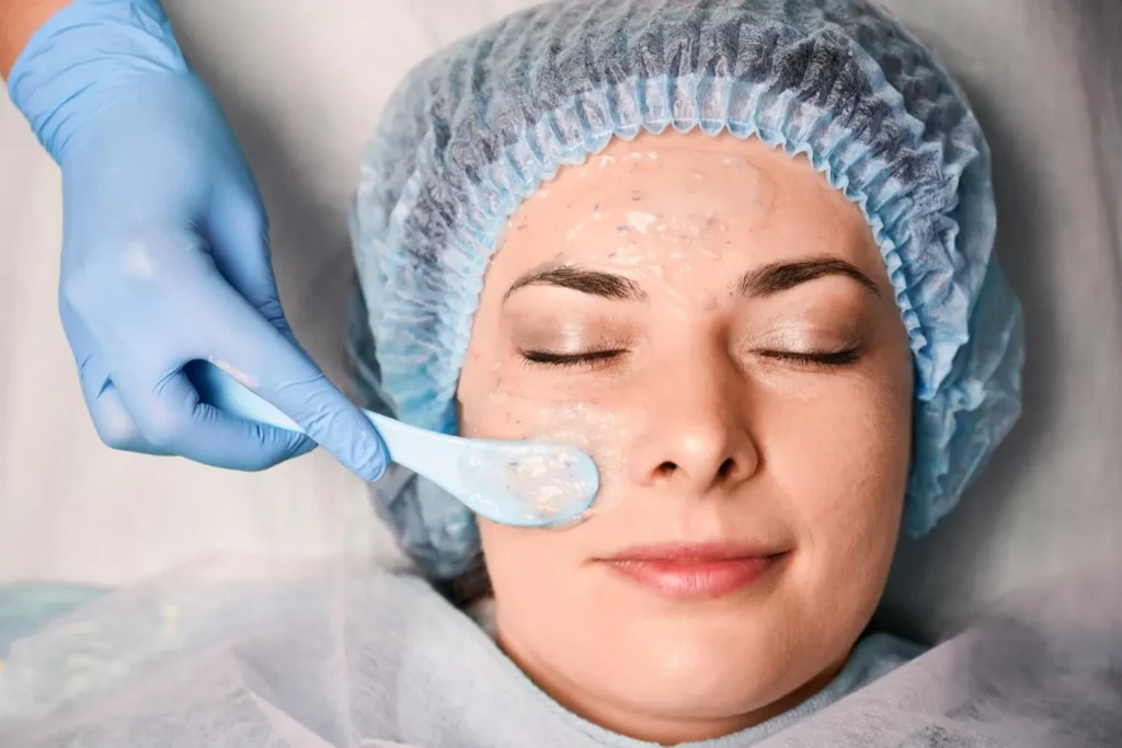 Maestría en Peelings Médicos y Tratamientos Médicos Tópicos y Sistémicos 3