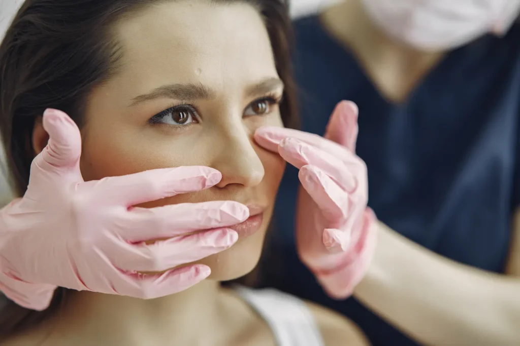 Maestría en Rinoplastia Avanzada Funcional y Estética 3