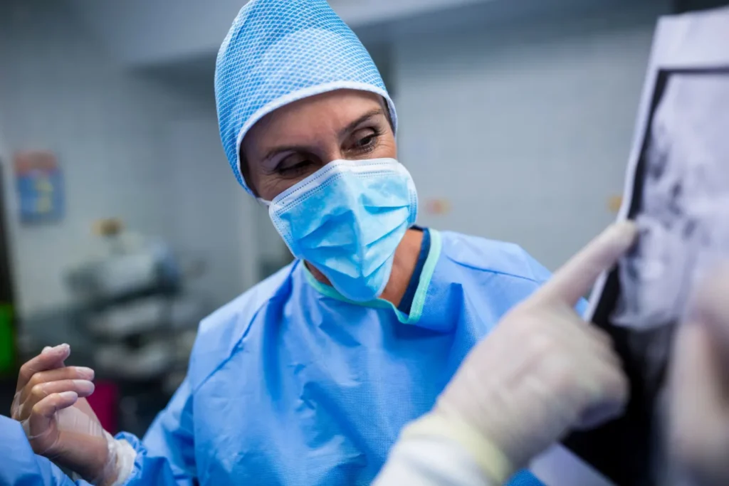 Maestría en Seguridad Quirúrgica Anestesia y Recuperación en Cirugía Estética 3