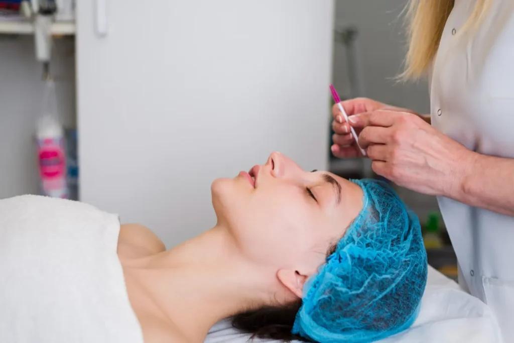 Master en Soins Infirmiers en Peelings Microneedling et Procédures Dermo-Esthétiques 1